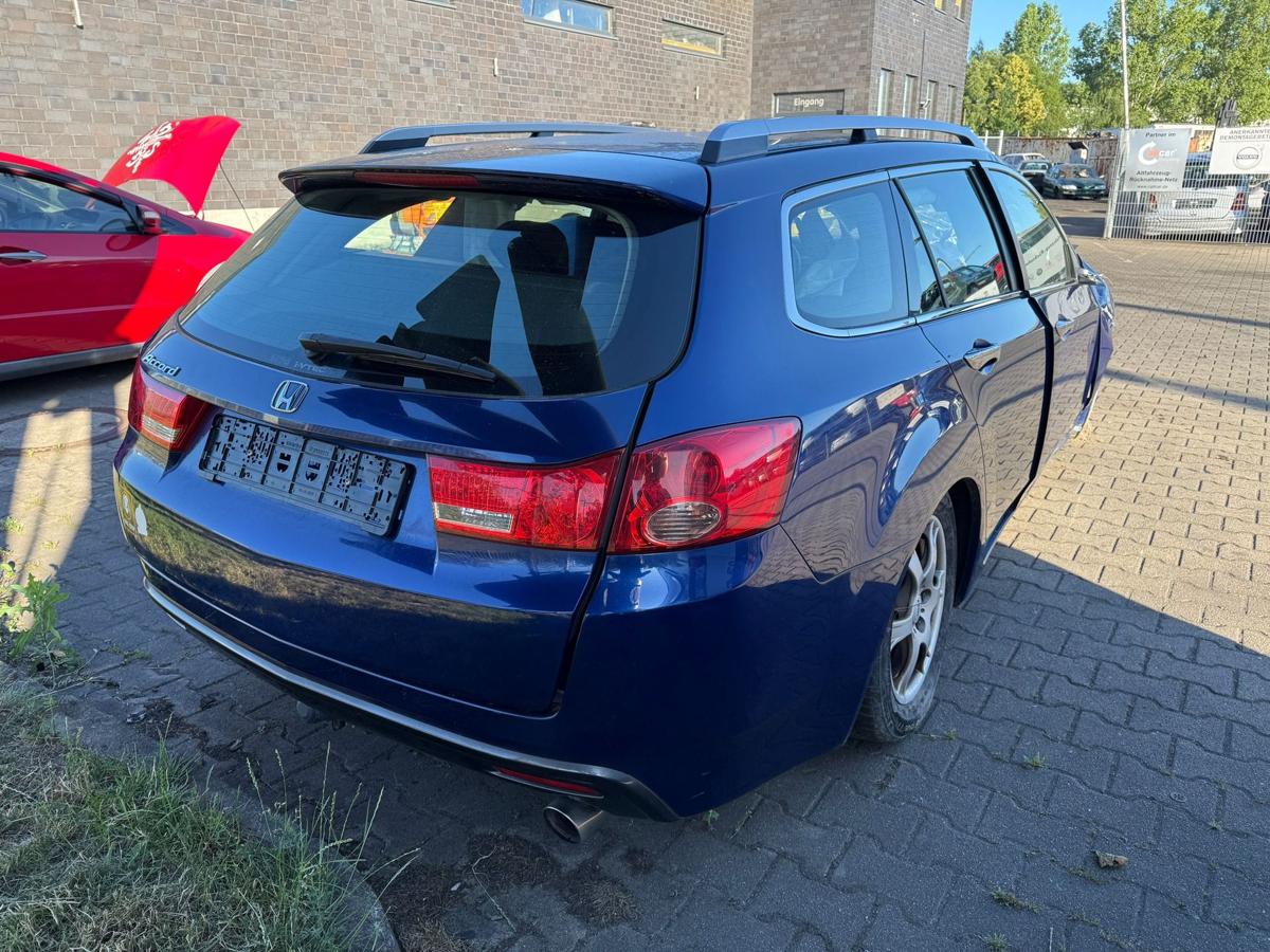 Honda Accord original 6 Gang Schaltgetriebe 2.0 115kw 106.505km BJ08